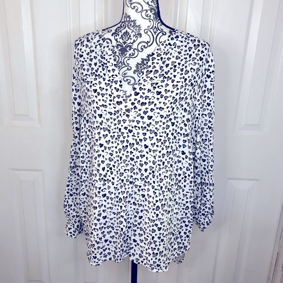 Carolina Belle Tops - Carolina Belle black and white heart print long line loose blouse